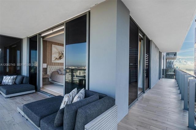 88 SW 7th Street 3801, Miami, FL 33130