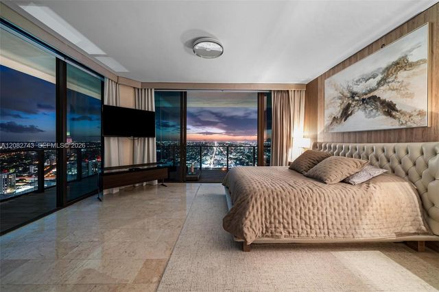 88 SW 7th Street 3801, Miami, FL 33130