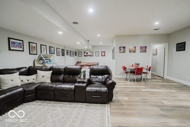 1109 McCormack Drive, New Castle, IN 47362