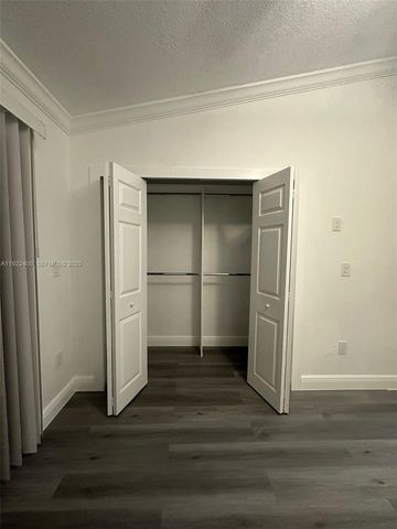 5261 W 25th Ct 904, Hialeah, FL 33016