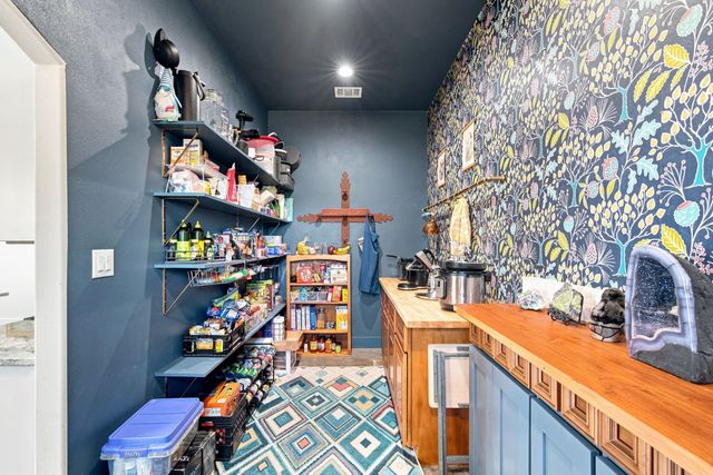 2430 N Cardinal Road, Reno, TX 76020