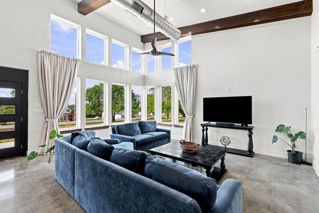 2430 N Cardinal Road, Reno, TX 76020