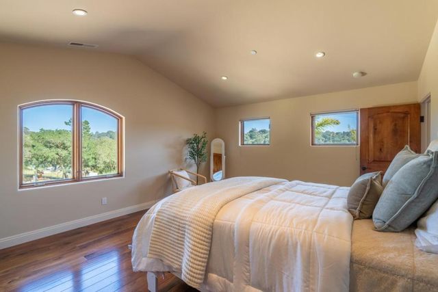 67 Tucker Road, Royal Oaks, CA 95076