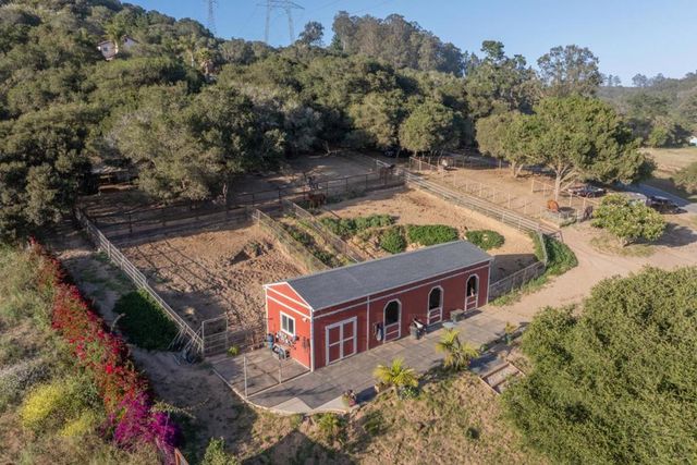 67 Tucker Road, Royal Oaks, CA 95076