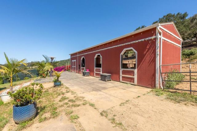 67 Tucker Road, Royal Oaks, CA 95076