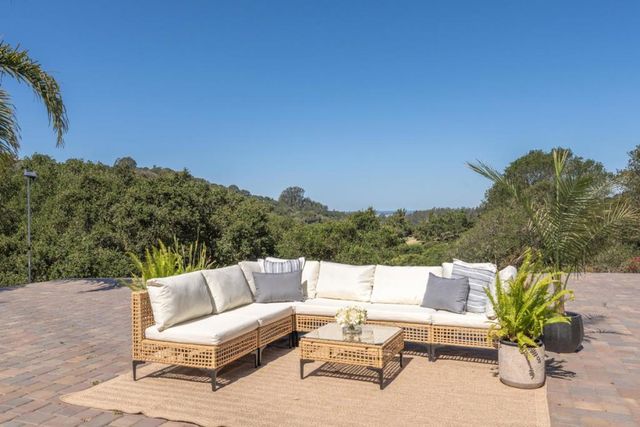 67 Tucker Road, Royal Oaks, CA 95076