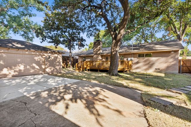 10606 Royalwood Drive, Dallas, TX 75238
