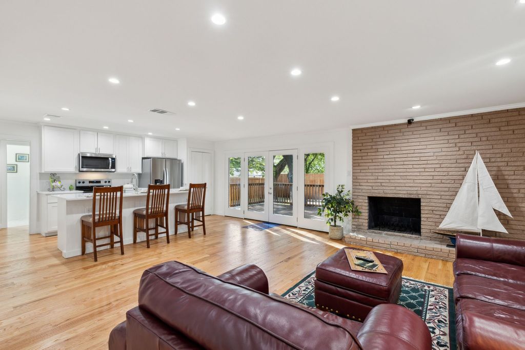 10606 Royalwood Drive, Dallas, TX 75238