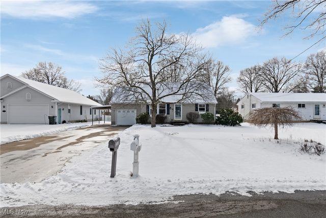 7910 Parkford Street NW, Massillon, OH 44646