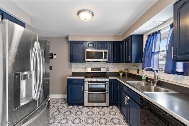 7910 Parkford Street NW, Massillon, OH 44646