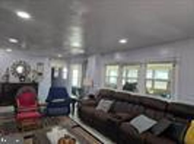 133 IVINS AVE, Merchantville, NJ 08109