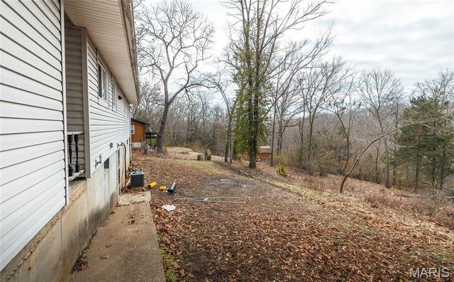 450 Hillcrest Drive, Bourbon, MO 65441