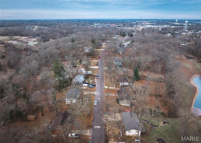 450 Hillcrest Drive, Bourbon, MO 65441