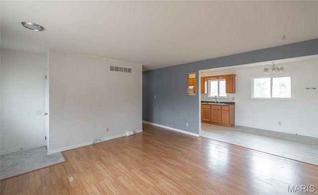 450 Hillcrest Drive, Bourbon, MO 65441