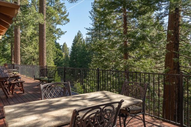 2434 Dardanelle Vis, Arnold, CA 95223