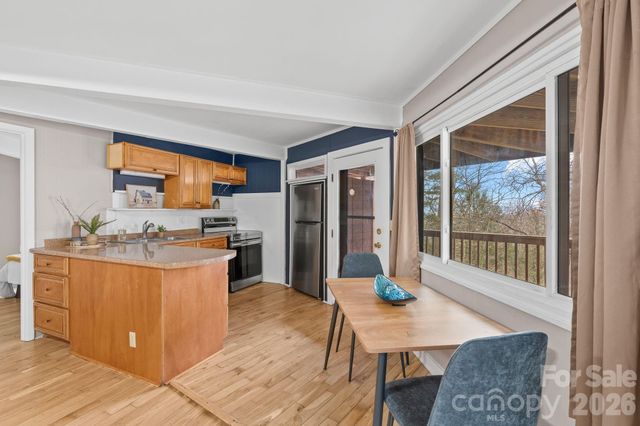 355 Sunset Drive, Asheville, NC 28804