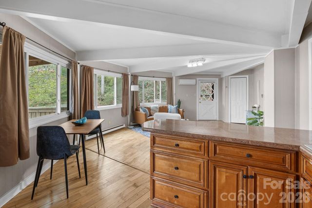355 Sunset Drive, Asheville, NC 28804