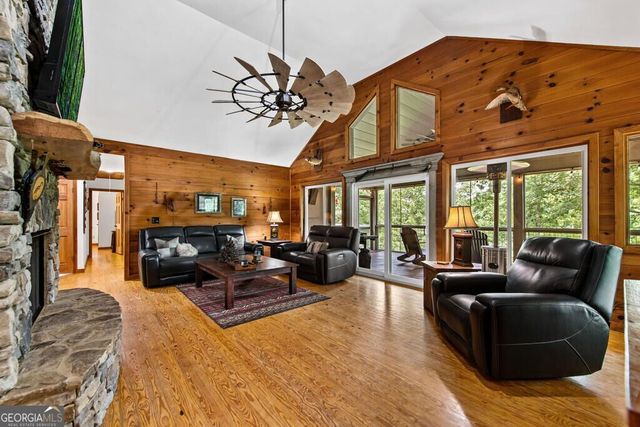 40 Varix Court, Ellijay, GA 30540