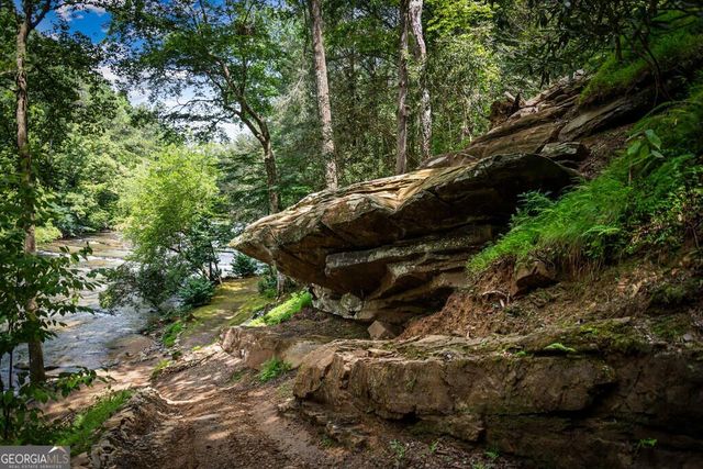40 Varix Court, Ellijay, GA 30540