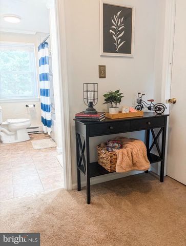 4 S 9TH ST, Perkasie, PA 18944