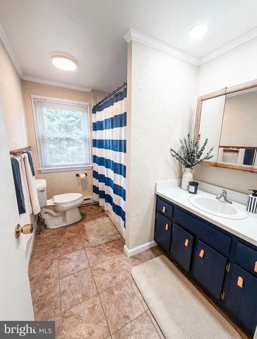 4 S 9TH ST, Perkasie, PA 18944