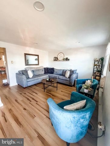 4 S 9TH ST, Perkasie, PA 18944