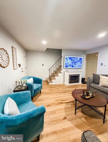 4 S 9TH ST, Perkasie, PA 18944
