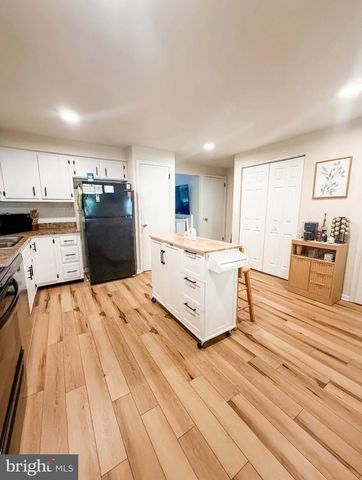 4 S 9TH ST, Perkasie, PA 18944