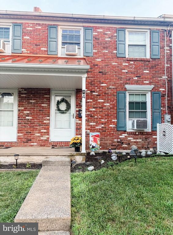 4 S 9TH ST, Perkasie, PA 18944
