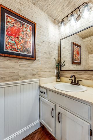 4424 Holland Avenue 103, Dallas, TX 75219
