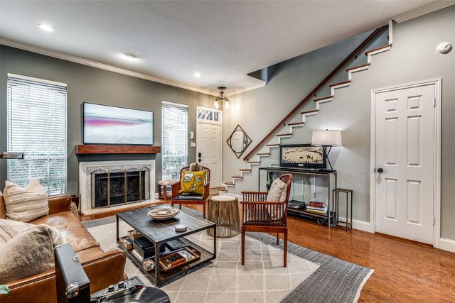 4424 Holland Avenue 103, Dallas, TX 75219