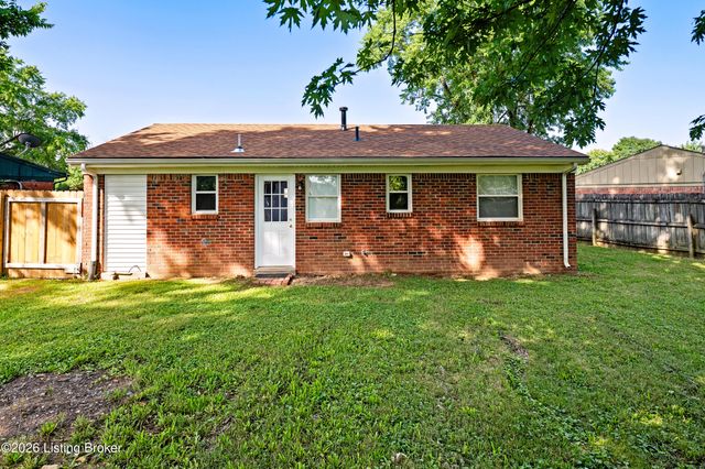 146 Red Bird Rd, Louisville, KY 40229