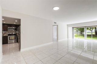 9180 Fontainebleau Boulevard 103, Miami, FL 33172