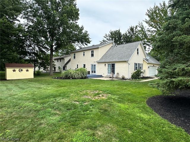 2462 Candlewood Drive, Avon, OH 44011