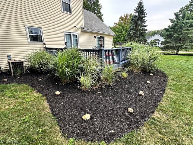 2462 Candlewood Drive, Avon, OH 44011