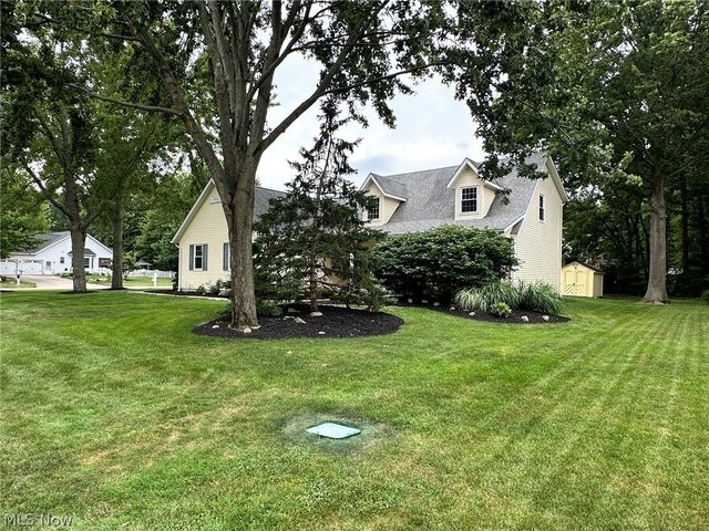 2462 Candlewood Drive, Avon, OH 44011