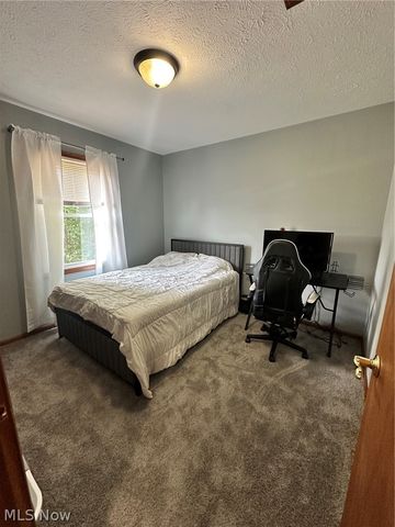 2462 Candlewood Drive, Avon, OH 44011