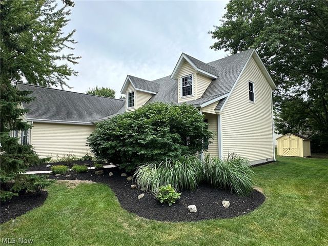 2462 Candlewood Drive, Avon, OH 44011