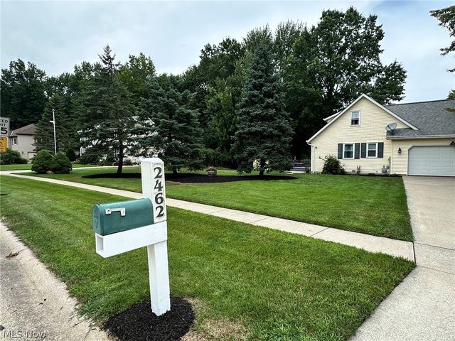 2462 Candlewood Drive, Avon, OH 44011