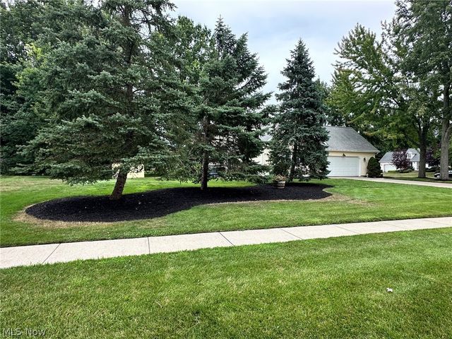 2462 Candlewood Drive, Avon, OH 44011