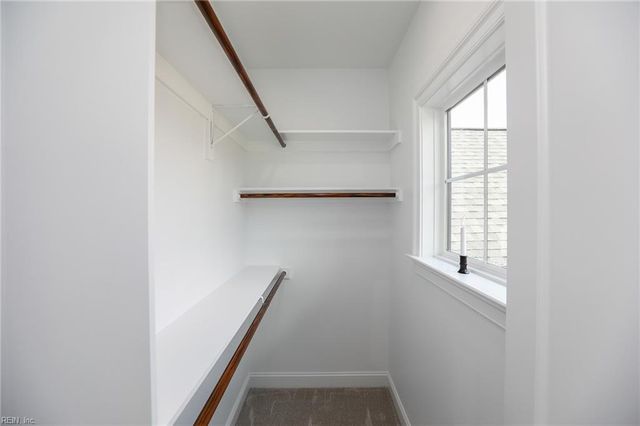 132 Breezy Point DR, Yorktown, VA 23692