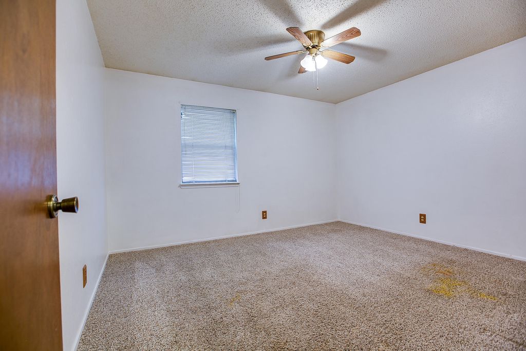 Image 14 of property listing at 714 Van Zandt Street, San Angelo, TX 76905