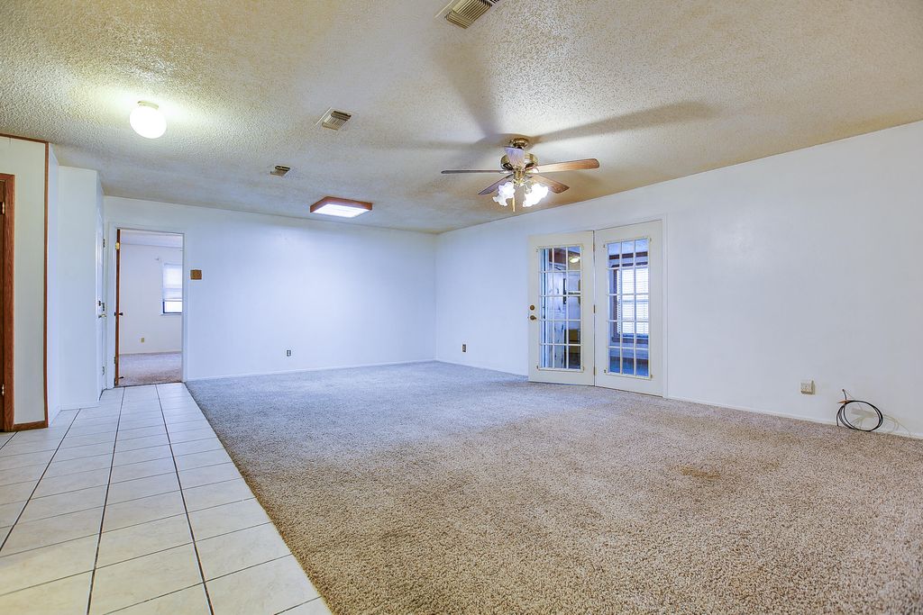 Image 5 of property listing at 714 Van Zandt Street, San Angelo, TX 76905