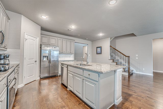 909 Gambel Drive, Sherman, TX 75092