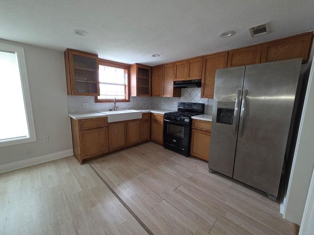 1104 Beacon Street, Houston, TX 77015