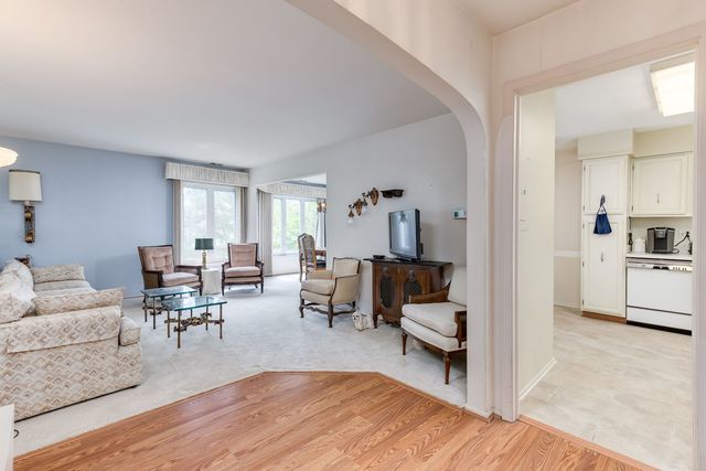 200 Lake Boulevard 415, Buffalo Grove, IL 60089