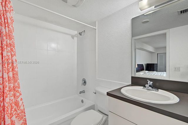 219 NW 12th Avenue 807, Miami, FL 33128