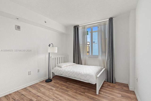 219 NW 12th Avenue 807, Miami, FL 33128