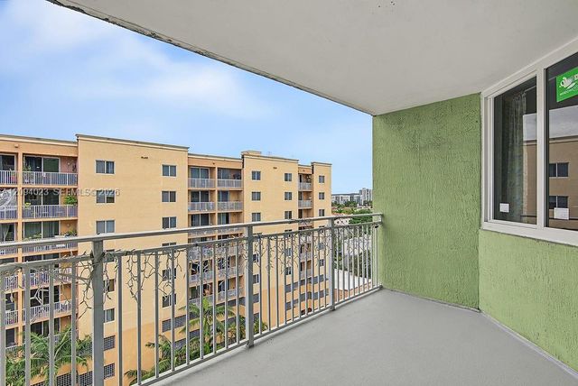 219 NW 12th Avenue 807, Miami, FL 33128