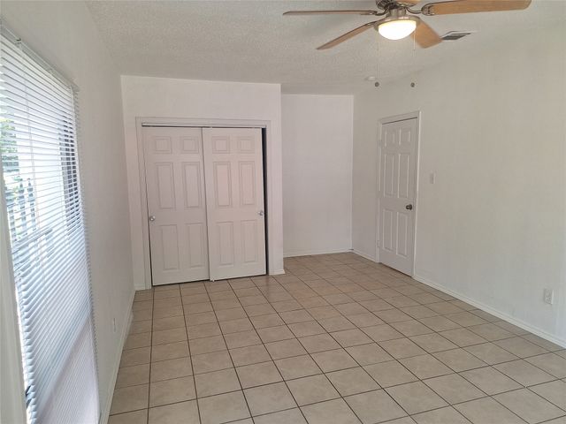 5912 Maceo Lane, Fort Worth, TX 76112